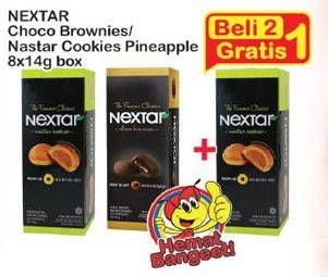 Promo Harga NABATI Nextar Cookies Brownies Choco Delight, Nastar Pineapple Jam per 8 pcs 14 gr - Indomaret