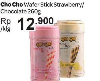 Promo Harga CHO CHO Wafer Stick Strawberry, Chocolate 260 gr - Carrefour