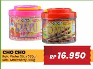 Promo Harga Cho Cho Wafer Stick Ratu Chocolate, Strawberry 320 gr - Yogya