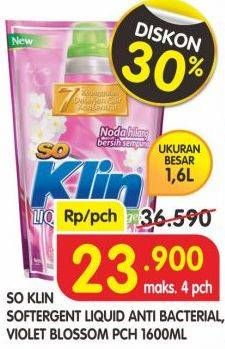 Promo Harga SO KLIN Liquid Detergent + Anti Bacterial Biru, + Anti Bacterial Violet Blossom 1600 ml - Superindo