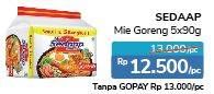 Promo Harga SEDAAP Mie Goreng per 5 pcs 90 gr - Alfamidi