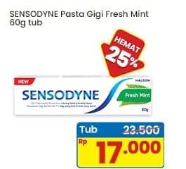 Promo Harga Sensodyne Pasta Gigi Fresh Mint, Fresh Mint 60 gr - Indomaret