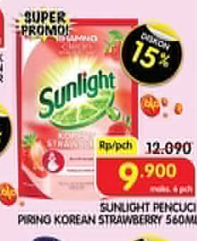 Promo Harga Sunlight Pencuci Piring Korean Strawberry 560 ml - Superindo