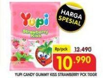 Promo Harga Yupi Candy Strawberry Kiss 110 gr - Superindo