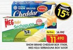 Promo Harga Snow Brand Cheddar/MEG Keju Serbaguna   - Superindo