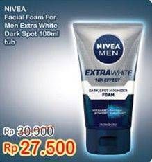 Promo Harga NIVEA MEN Facial Foam White Darkspot 100 ml - Indomaret