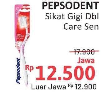 Promo Harga Pepsodent Sikat Gigi Double Care Sensitive Soft 1 pcs - Alfamidi