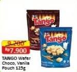 Promo Harga TANGO Wafer Chocolate, Vanilla Milk 125 gr - Alfamart