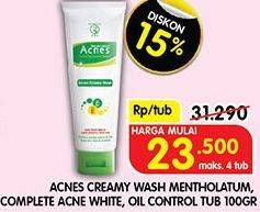 Promo Harga Acnes Facial Wash Fights Bacteria Acne Care, Complete White, Oil Control 100 gr - Superindo