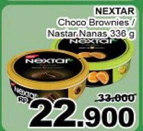 Promo Harga NABATI Nextar Cookies Brownies Choco Delight, Nastar Pineapple Jam 336 gr - Giant