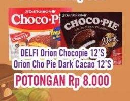 Promo Harga Delfi Orion Choco Pie Dark, Original per 12 pcs 30 gr - Hypermart
