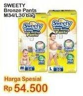 Promo Harga Sweety Bronze Pants M34, L30 30 pcs - Indomaret