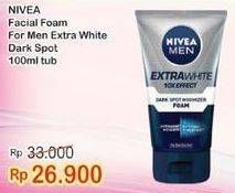 Promo Harga NIVEA MEN Facial Foam Dark Spot 100 ml - Indomaret