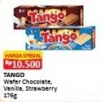 Promo Harga TANGO Wafer Chocolate, Vanilla Milk, Strawberry 176 gr - Alfamart
