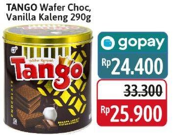 Promo Harga Tango Wafer Chocolate, Vanilla Milk 300 gr - Alfamidi