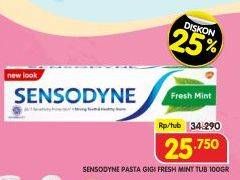 Promo Harga Sensodyne Pasta Gigi Fresh Mint 100 gr - Superindo