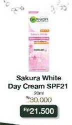 Promo Harga GARNIER Sakura White Cream SPF21 20 ml - Indomaret