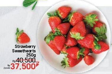 Promo Harga Strawberry SweetHearts 250 gr - LotteMart
