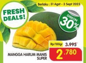 Promo Harga Mangga Harum Manis Super per 100 gr - Superindo