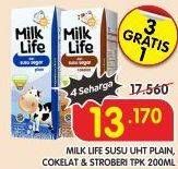 Promo Harga MILK LIFE Fresh Milk Plain, Cokelat, Strawberry 200 ml - Superindo