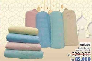 Promo Harga EPIQUE Color Blanket 100x200cm  - LotteMart