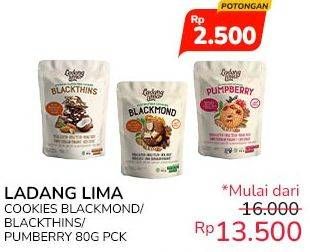 Promo Harga Ladang Lima Cookies Blackmond, Blackthins, Pumpberry 80 gr - Indomaret