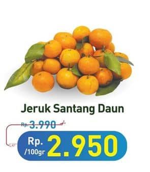 Promo Harga Jeruk Shantang Daun per 100 gr - Hypermart