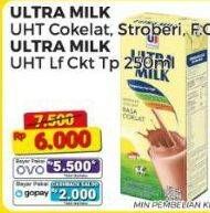 Promo Harga Ultra Milk Susu UHT Coklat, Full Cream, Moka, Stroberi 250 ml - Alfamart