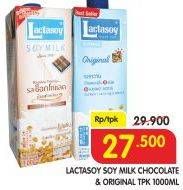 Promo Harga LACTASOY Soya Milk Chocolate, Original 1 ltr - Superindo