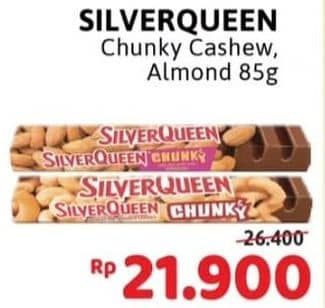 Promo Harga Silver Queen Chocolate Cashew, Almonds 58 gr - Alfamidi