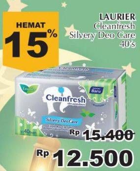 Promo Harga Laurier Pantyliner Cleanfresh Silvery Deo Care 40 pcs - Giant