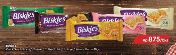 Promo Harga BISKIES Sandwich Biscuit Chocolate, Cheese, Coffe Eclair, Bubble Gum, Peanut Butter 18 gr - TIP TOP