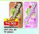 Promo Harga Greenfields UHT Strawberry, Choco Malt 200 ml - Alfamart