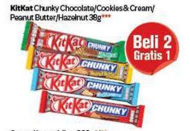 Promo Harga KIT KAT Chunky Chocolate, Cookies Cream, Peanut Butter, Hazelnut 38 gr - Carrefour