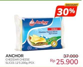 Promo Harga Anchor Cheddar Cheese Slice Original 12 pcs - Indomaret