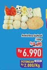 Promo Harga Aneka Bakso Seafood per 100 gr - Hypermart