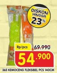 Promo Harga 365 Kemoceng Fleksibel 140 Cm  - Superindo