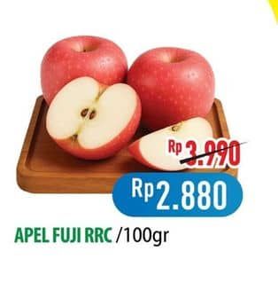 Promo Harga Apel Fuji RRC per 100 gr - Hypermart