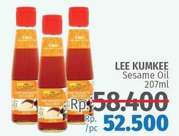 Promo Harga LEE KUM KEE Minyak Wijen 207 ml - LotteMart