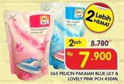 Promo Harga 365 Pelicin Pakaian Blue, Pink per 2 pouch 450 ml - Superindo