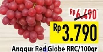 Promo Harga Anggur Red Globe RRC per 100 gr - Hypermart