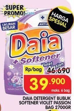 Promo Harga Daia Deterjen Bubuk + Softener Violet 2700 gr - Superindo