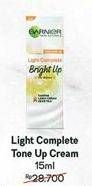 Promo Harga GARNIER Light Complete Cream 15 ml - Indomaret