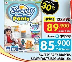 Promo Harga Sweety Silver Pants M60, L54 54 pcs - Superindo