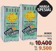 Promo Harga MONDE Cream Crackers 180 gr - LotteMart