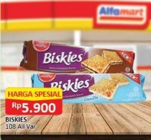 Promo Harga BISKIES Sandwich Biscuit 108 gr - Alfamart