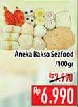 Promo Harga Aneka Bakso Seafood per 100 gr - Hypermart