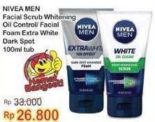 Promo Harga NIVEA MEN Facial Scrub Whitening Oil Control/ Facial Foam Extra White Dark Spot 100 mL  - Indomaret