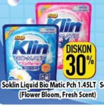 Promo Harga So Klin Biomatic Liquid Detergent +Softener Front Top Load Fresh Scent, +Softener Front Top Load Flower Bloom 1450 ml - Hypermart