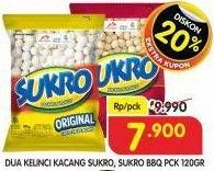 Promo Harga Dua Kelinci Kacang Sukro Original, BBQ 120 gr - Superindo